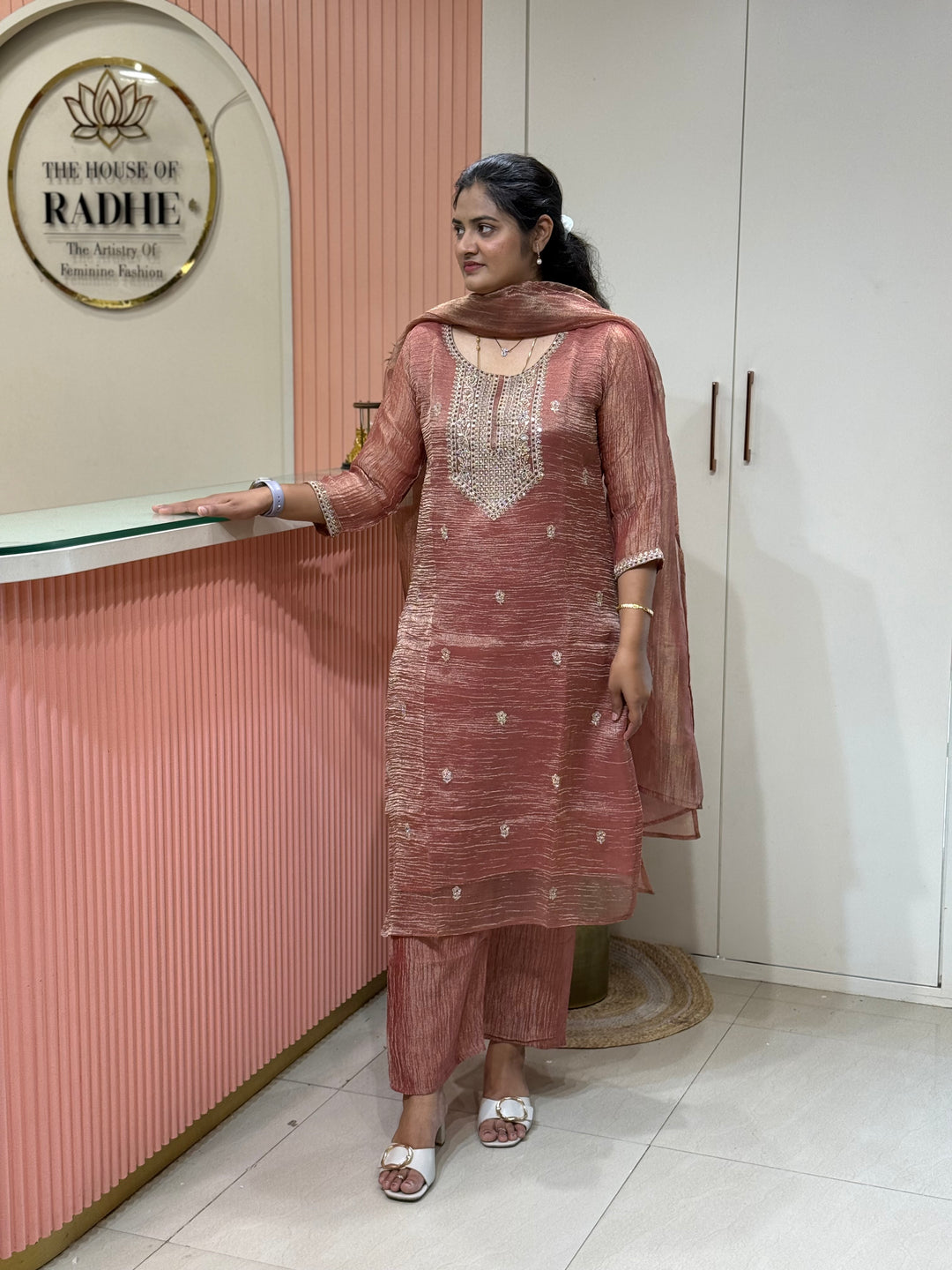 Shimmer Crush Tissue Fabric (salsa) with Handwork 𝗦𝘂𝗶𝘁 𝗔𝗿𝗿𝗶𝘃𝗲𝗱 | R148