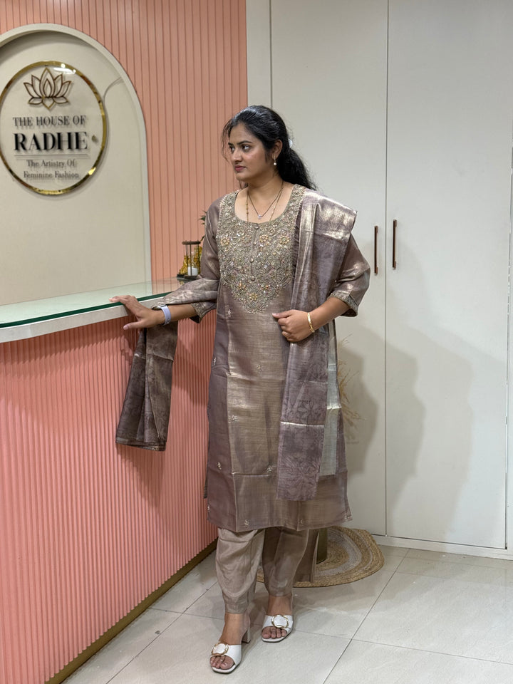 Kanjivaram Tissue Collection | Handwork Yoke | Full-Length Dupatta | R228