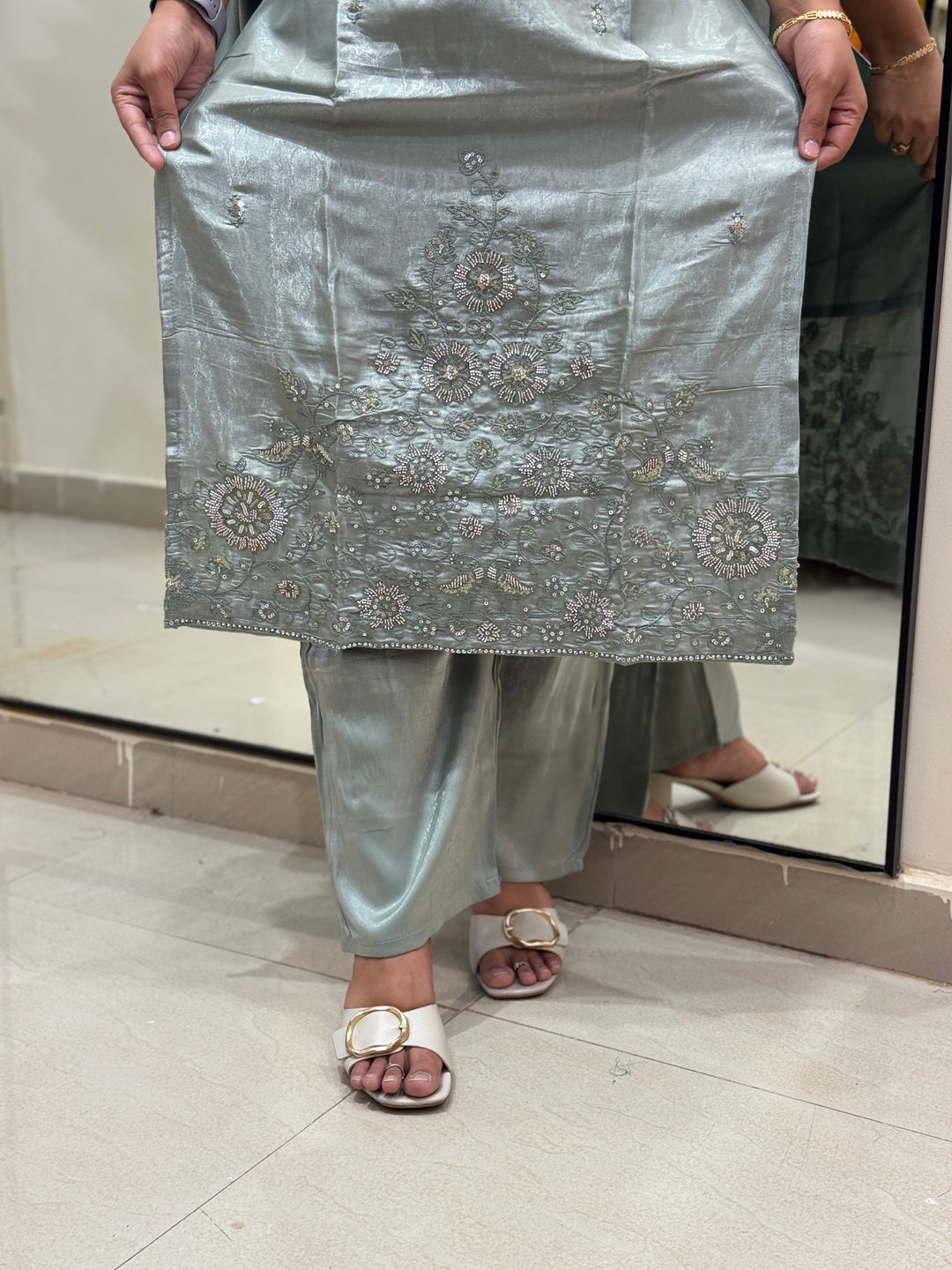 Premium Roman Gloss Silk Kurta Set – Elegant Collection | R116