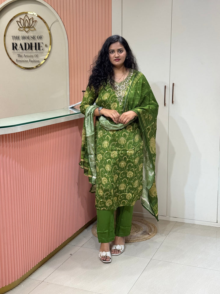 Pure Chinon Collection with Handwork(Cotton Lining )| R217