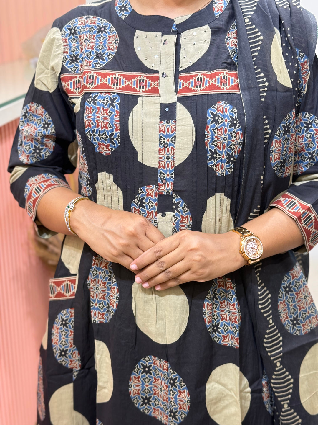 Pure 60-60 Cotton 3 Pc Collection With Polka Dot Plaza | R182