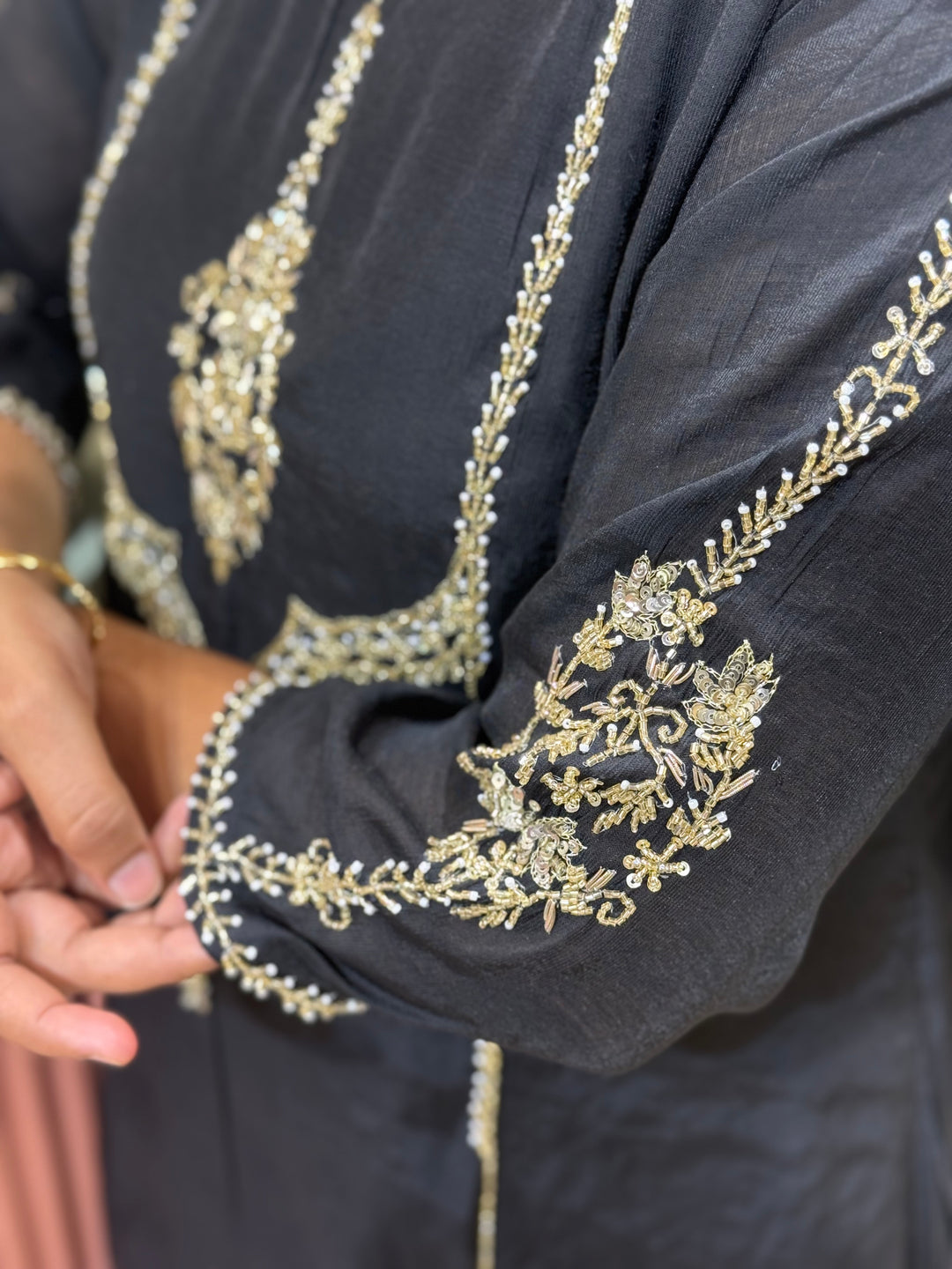 Premium Mul Chanderi with Cut Dana and zardosi work Party Wear Collection | R206