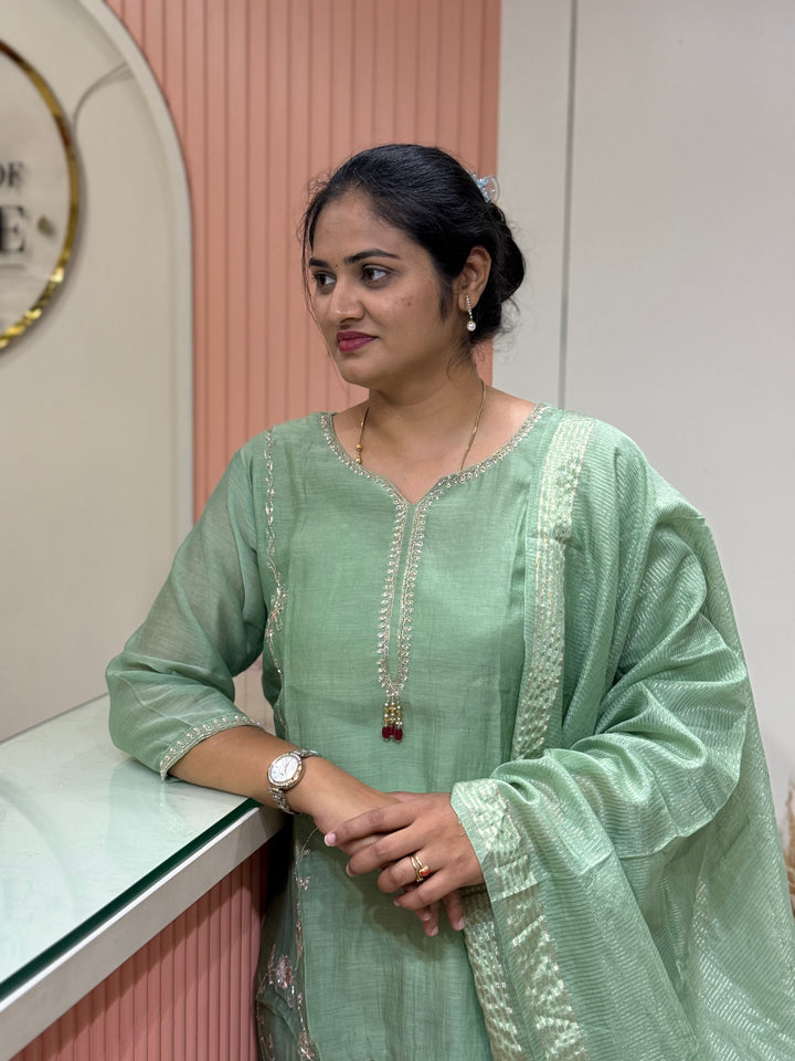 Pure Banarasi Mul Chanderi with Cotton Lining | R218