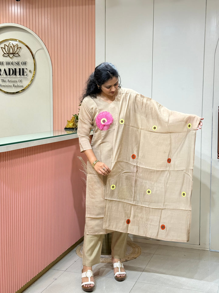 Mul Chanderi 3D Floral Embroidery Collection | R209