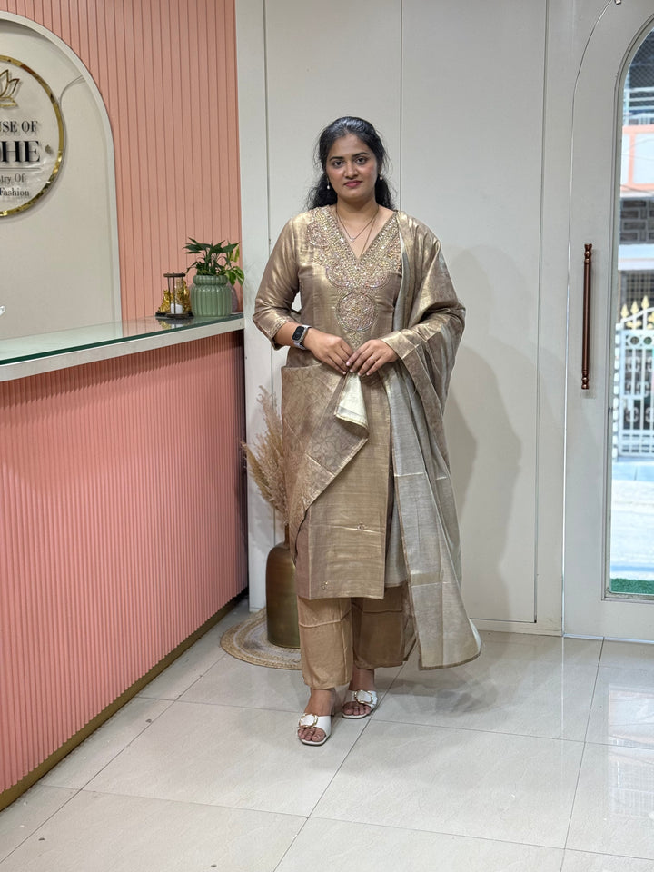 Kanjivaram Tissue Collection | Handwork Yoke | Full-Length Dupatta | R228