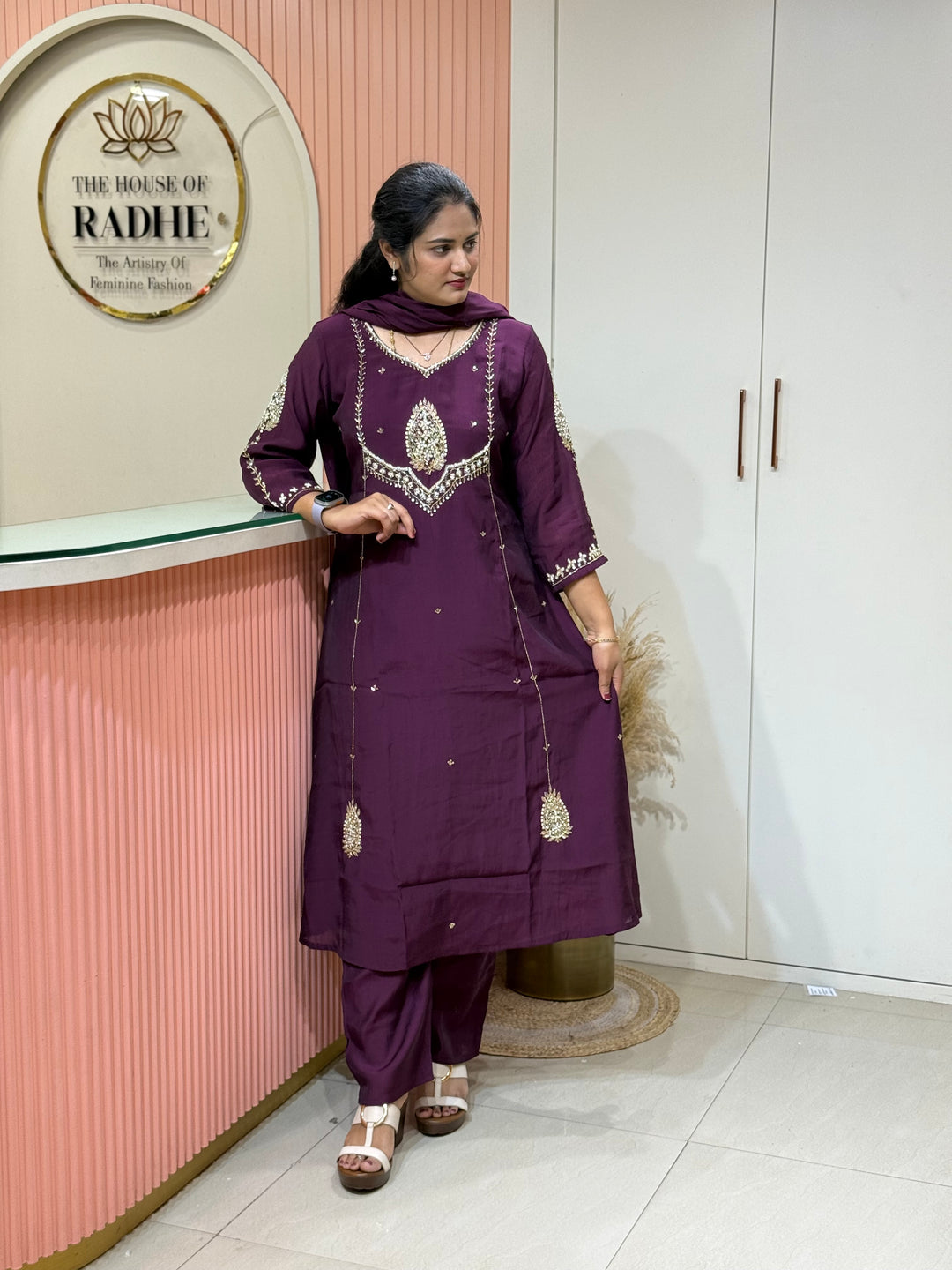 Coral Mul Chanderi with Cut Dana Work | R206