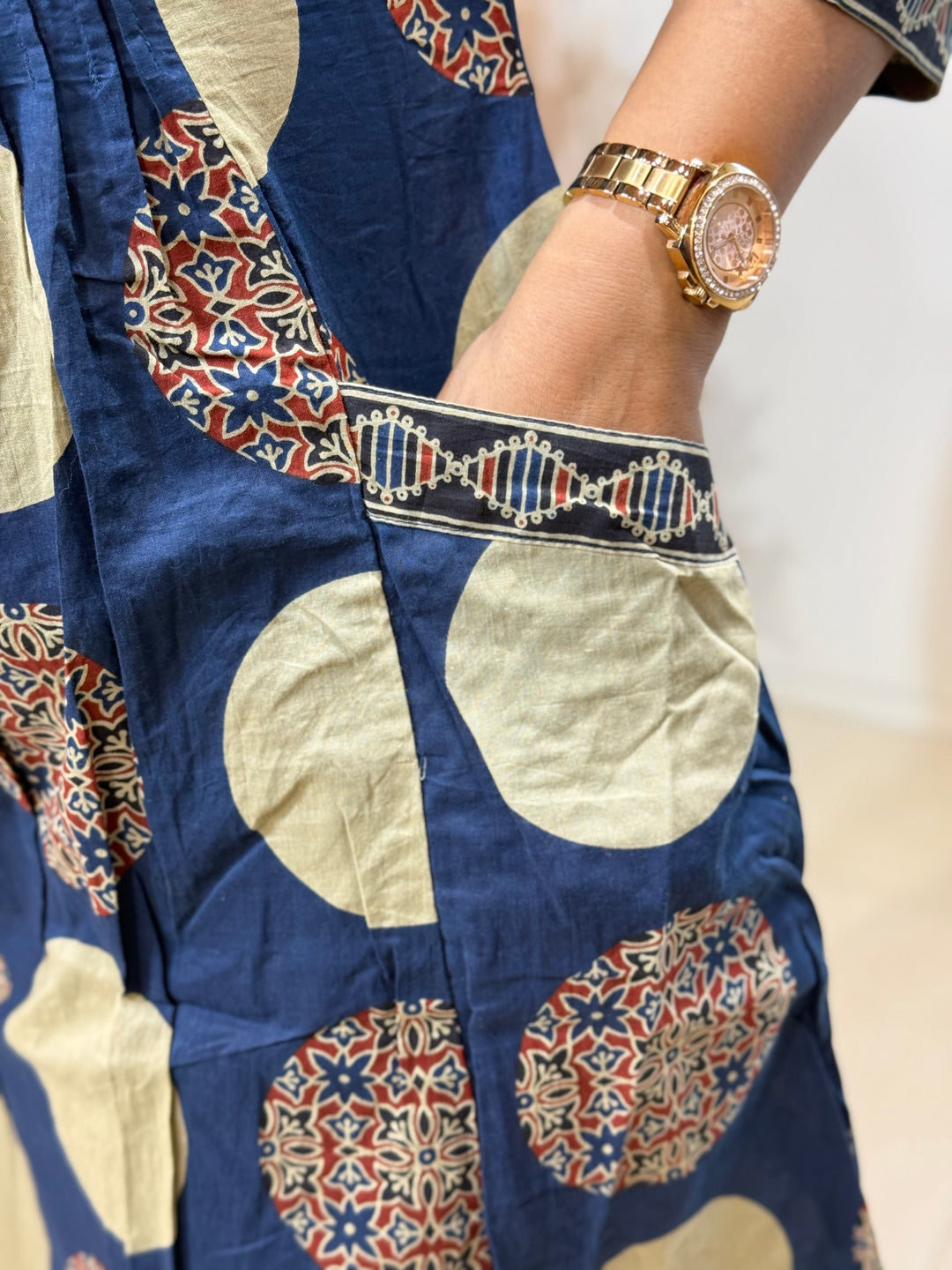 Pure 60-60 Cotton 3 Pc Collection With Polka Dot Plaza | R182