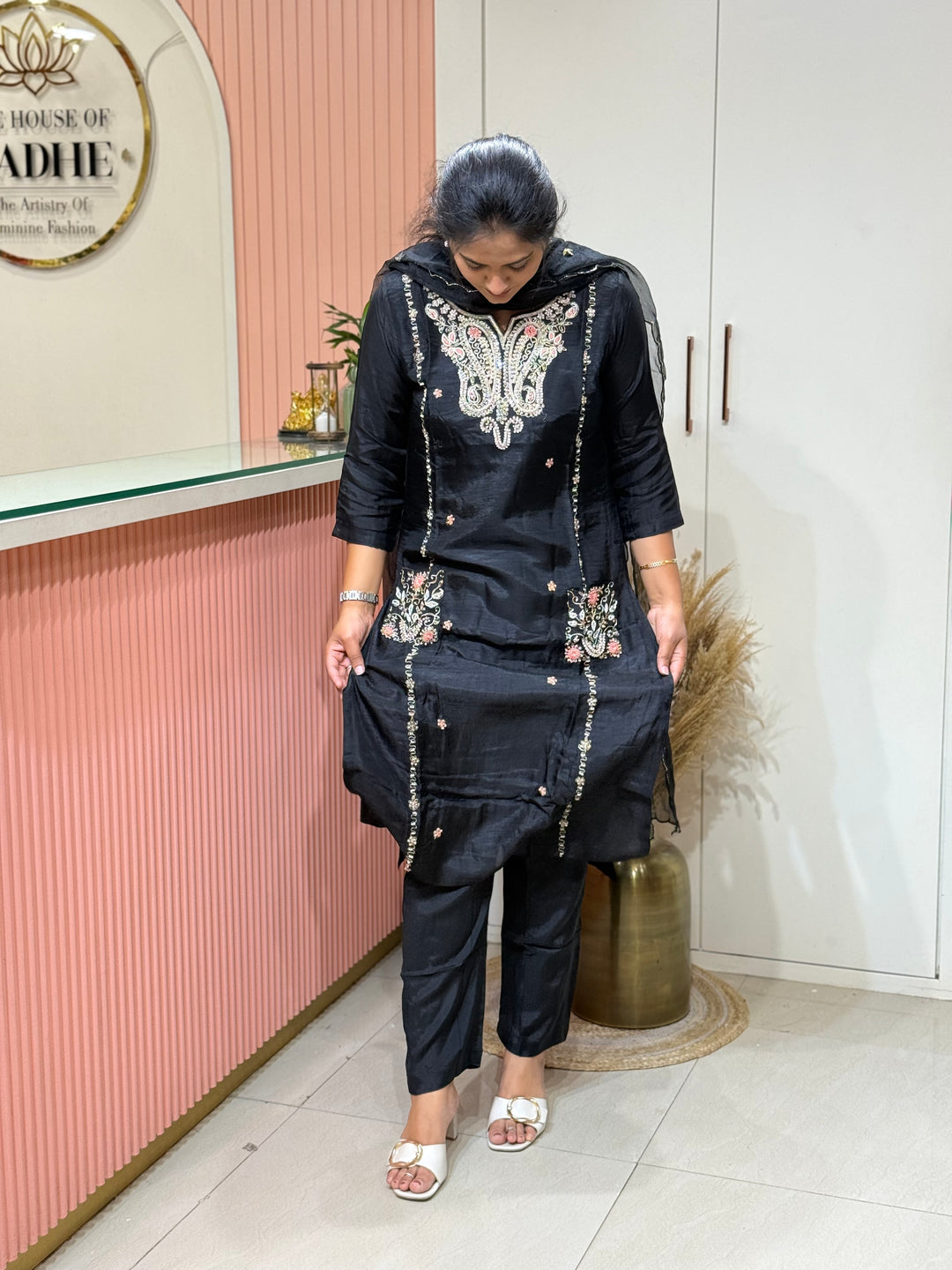 Dola Silk 3Pcs Collection with Handwork | R218