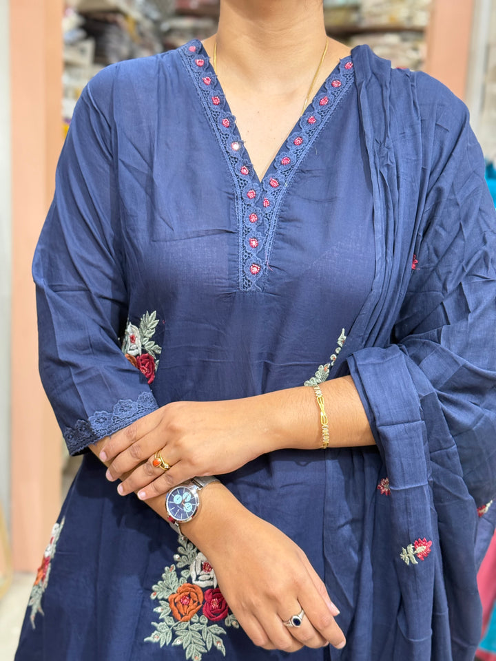 60x60 Cotton Embroidered Collection | R166