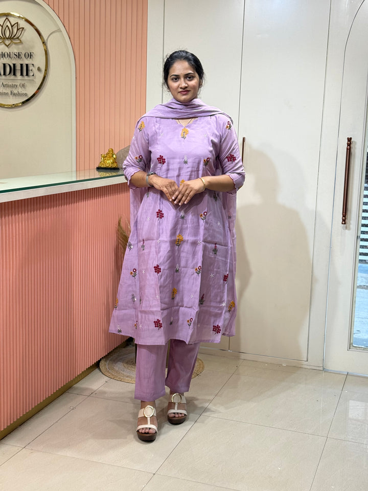 Mul Chanderi Embroidery Collection – Elegant Flare Pattern | R179