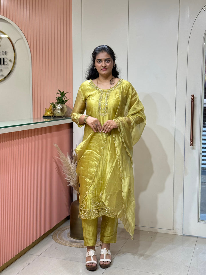 𝗛𝗲𝗮𝘃𝘆 𝗛𝗮𝗻𝗱 𝗘𝗺𝗯𝗿𝗼𝗶𝗱𝗲𝗿𝗲𝗱 𝗖𝗿𝘂𝘀𝗵 𝗧𝗶𝘀𝘀𝘂𝗲 𝗦𝘂𝗶𝘁 𝗔𝗿𝗿𝗶𝘃𝗲𝗱 | R148