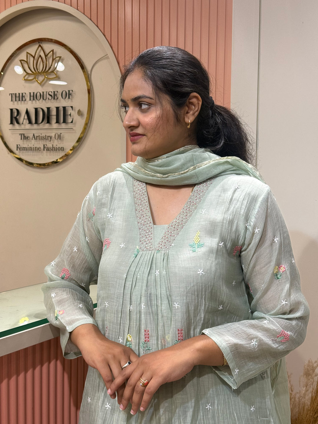 𝗘𝘅𝗰𝗹𝘂𝘀𝗶𝘃𝗲 𝗕𝗮𝗻𝗮𝗿𝗮𝘀𝗶 𝗠𝘂𝗹 𝗖𝗵𝗮𝗻𝗱𝗲𝗿𝗶 𝗖𝗼𝗹𝗹𝗲𝗰𝘁𝗶𝗼𝗻 | R218