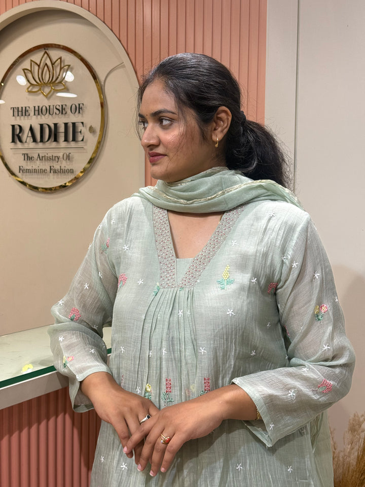 𝗘𝘅𝗰𝗹𝘂𝘀𝗶𝘃𝗲 𝗕𝗮𝗻𝗮𝗿𝗮𝘀𝗶 𝗠𝘂𝗹 𝗖𝗵𝗮𝗻𝗱𝗲𝗿𝗶 𝗖𝗼𝗹𝗹𝗲𝗰𝘁𝗶𝗼𝗻 | R218