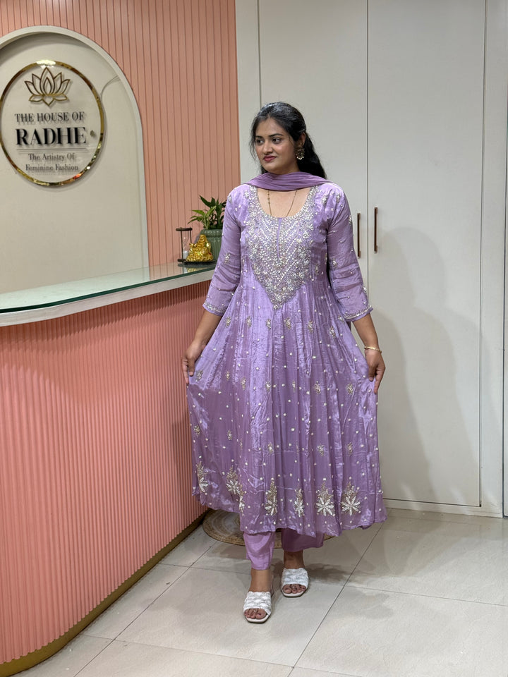 Pure Chinon Handwork Collection | R177