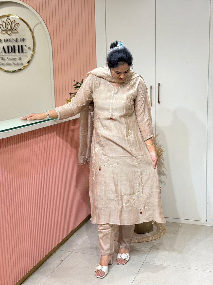 Pure Banarasi Mul Chanderi with Cotton Lining | R218