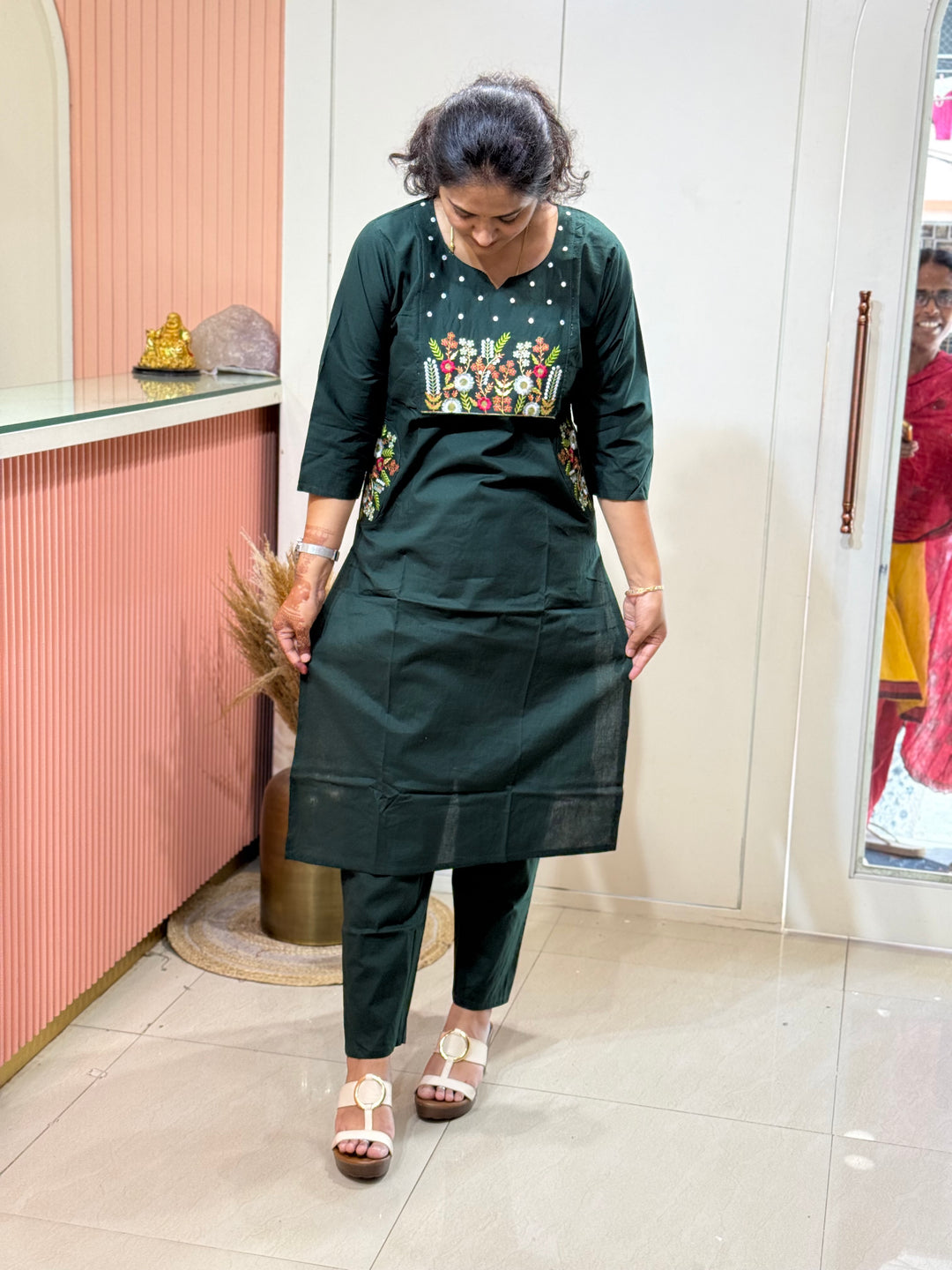 Cotton 2 Pc Kurta Set – Embroidered Collection | R137