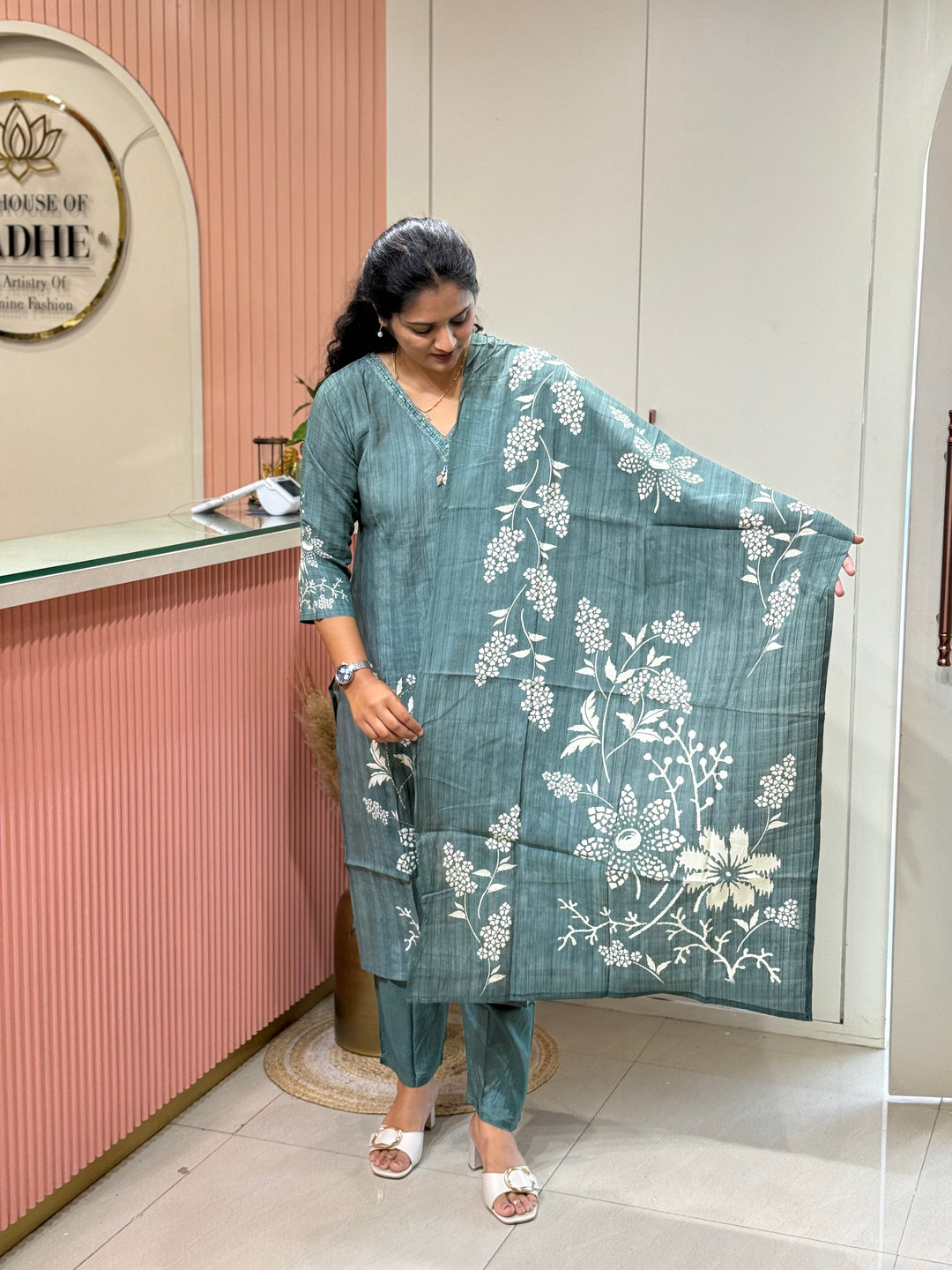Premium Vatican fabric with beautiful floral work | R146