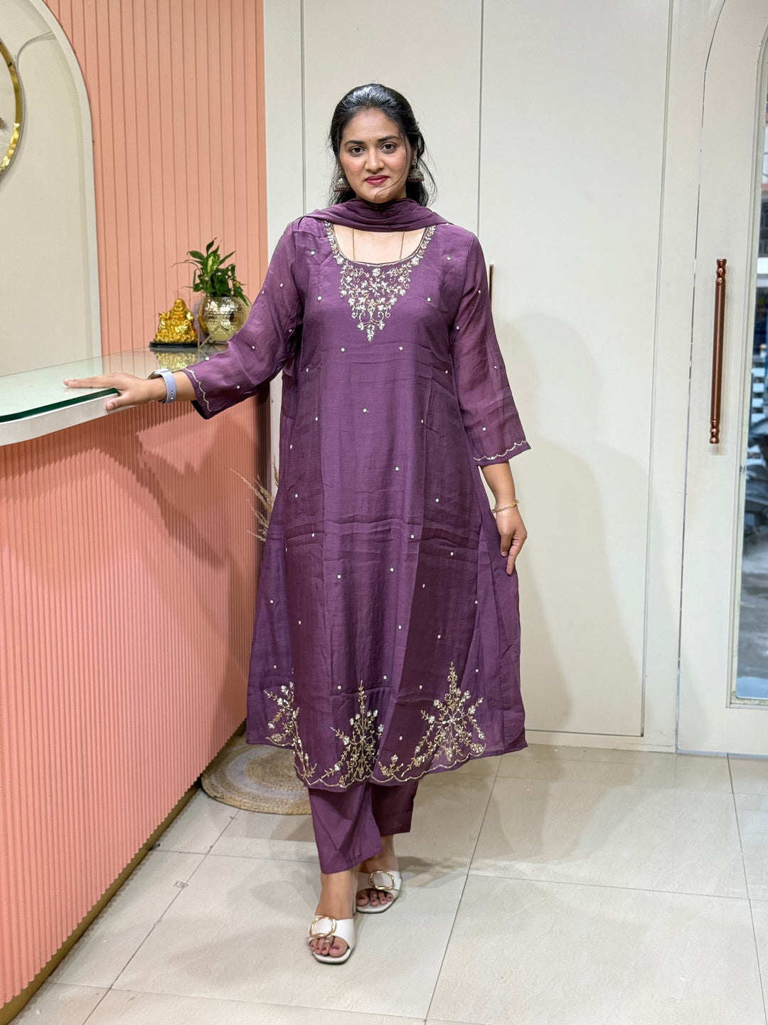 Coral Mul Chanderi with Cut Dana Work | R206