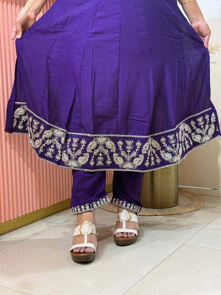 Vichitra Fabric Collection With Elegant Designer Look | RADHE60
