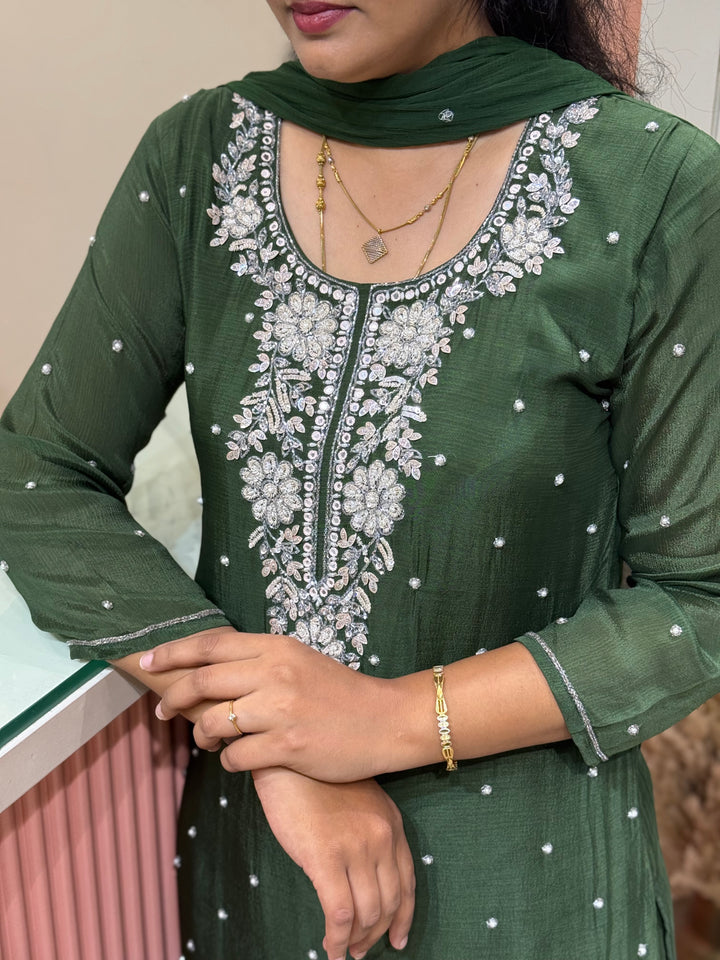 Pure Chinon Collection with Handwork | R177