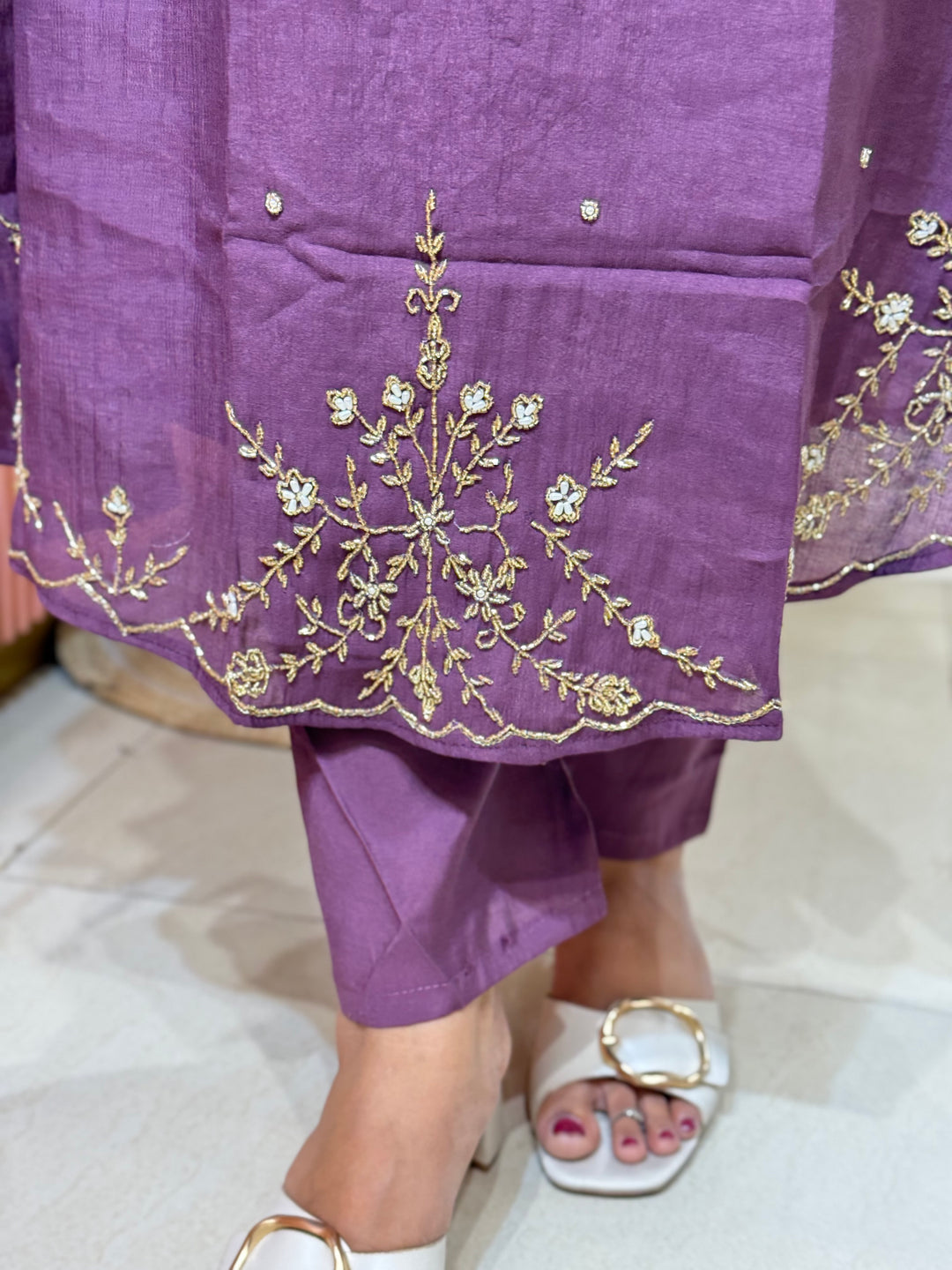 Coral Mul Chanderi with Cut Dana Work | R206