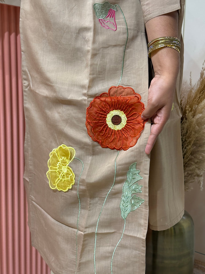 Mul Chanderi 3D Floral Embroidery Collection | R209