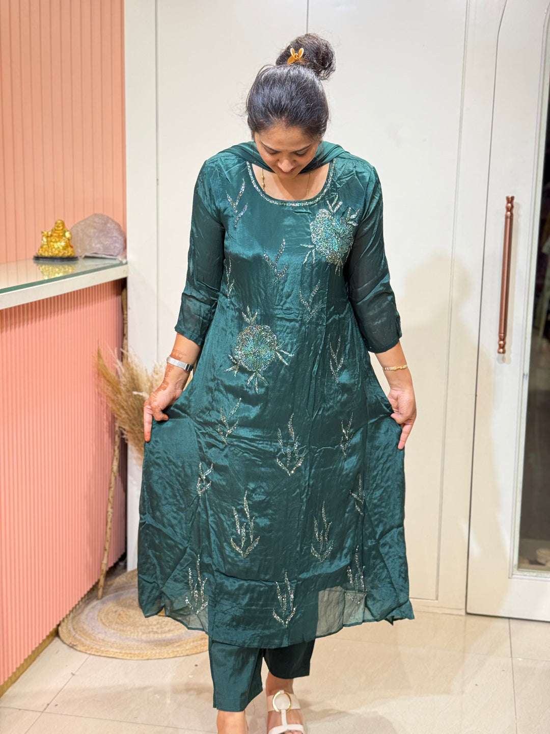 Pure Chinnon Premium 3 Pc Collection – Heavy Handwork Party Wear | R177