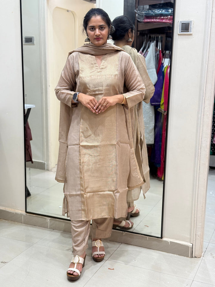 Premium Banarasi Kurti Set with Golden Zari Tissue Panel – R103 |