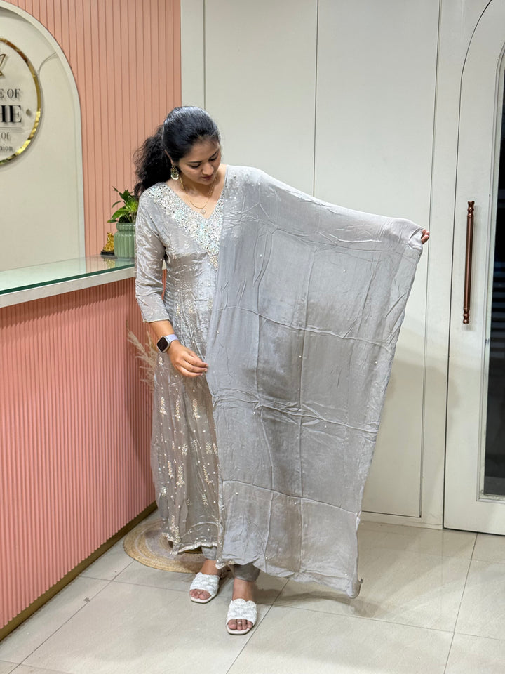 Pure Chinon Collection with Handwork | R177