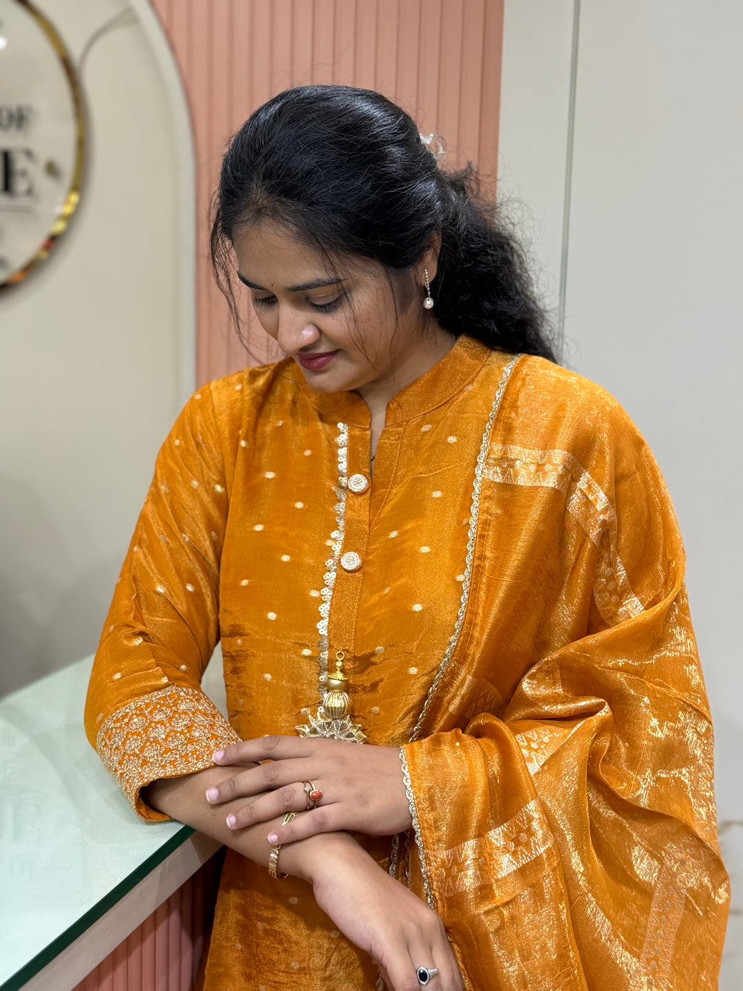 Pure shimmer tissue collections with Banarasi weaving | R217
