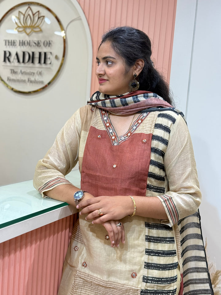 Luxury Pure Linen Collection – Kantha Stitch &amp; Knot Work | R154