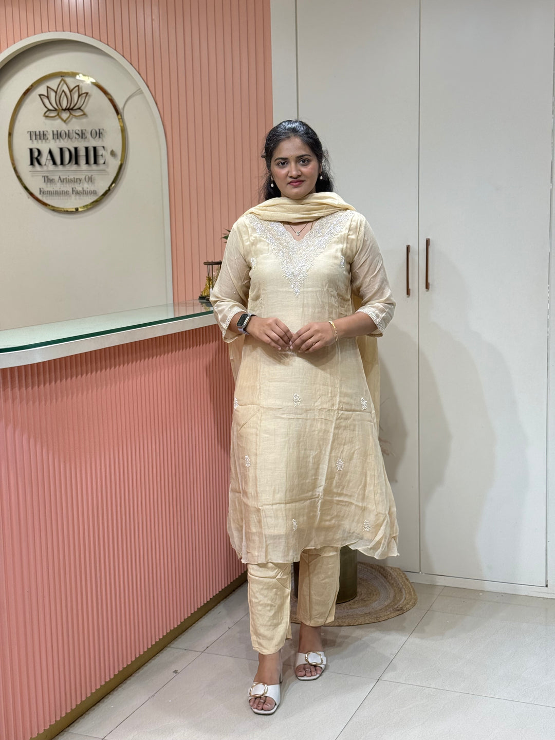 Pure Banarasi Mul Chanderi 3 Pcs Kurti set and Hand Embroidery work| R218