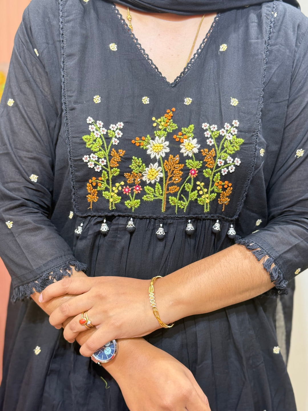 Mul Cotton Collection with Cotton Lining | Hand Embroidery |R165