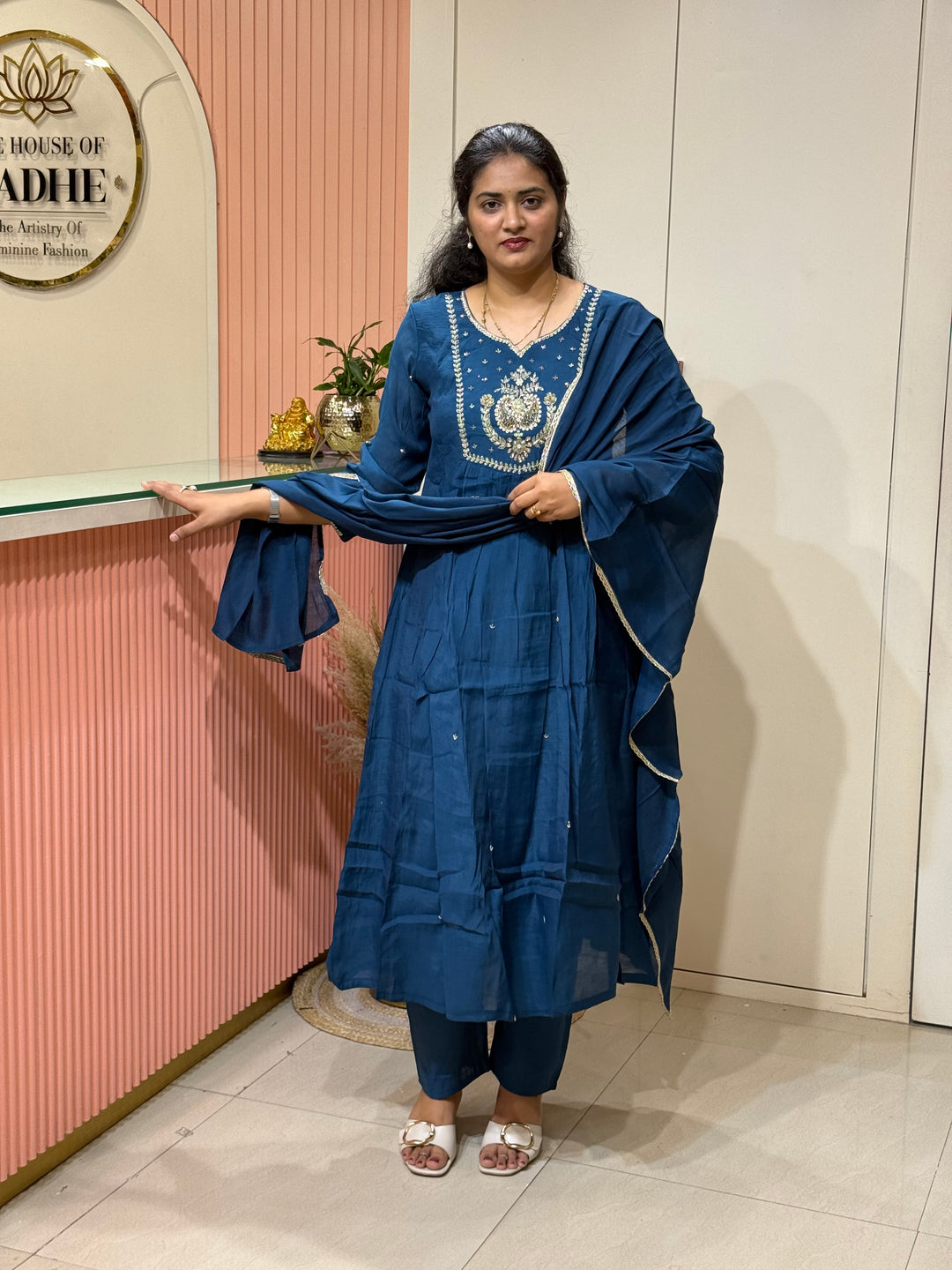Coral Mul Chanderi with Cut Dana Work | R209