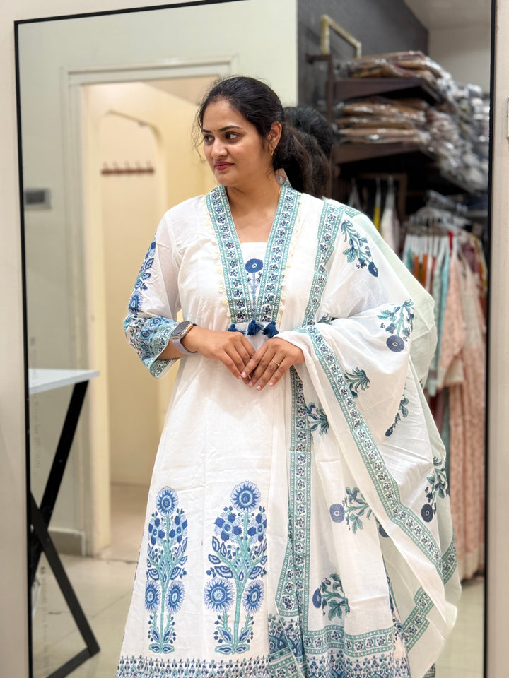 Premium Floral Print A-Line Cotton Set In White | R188