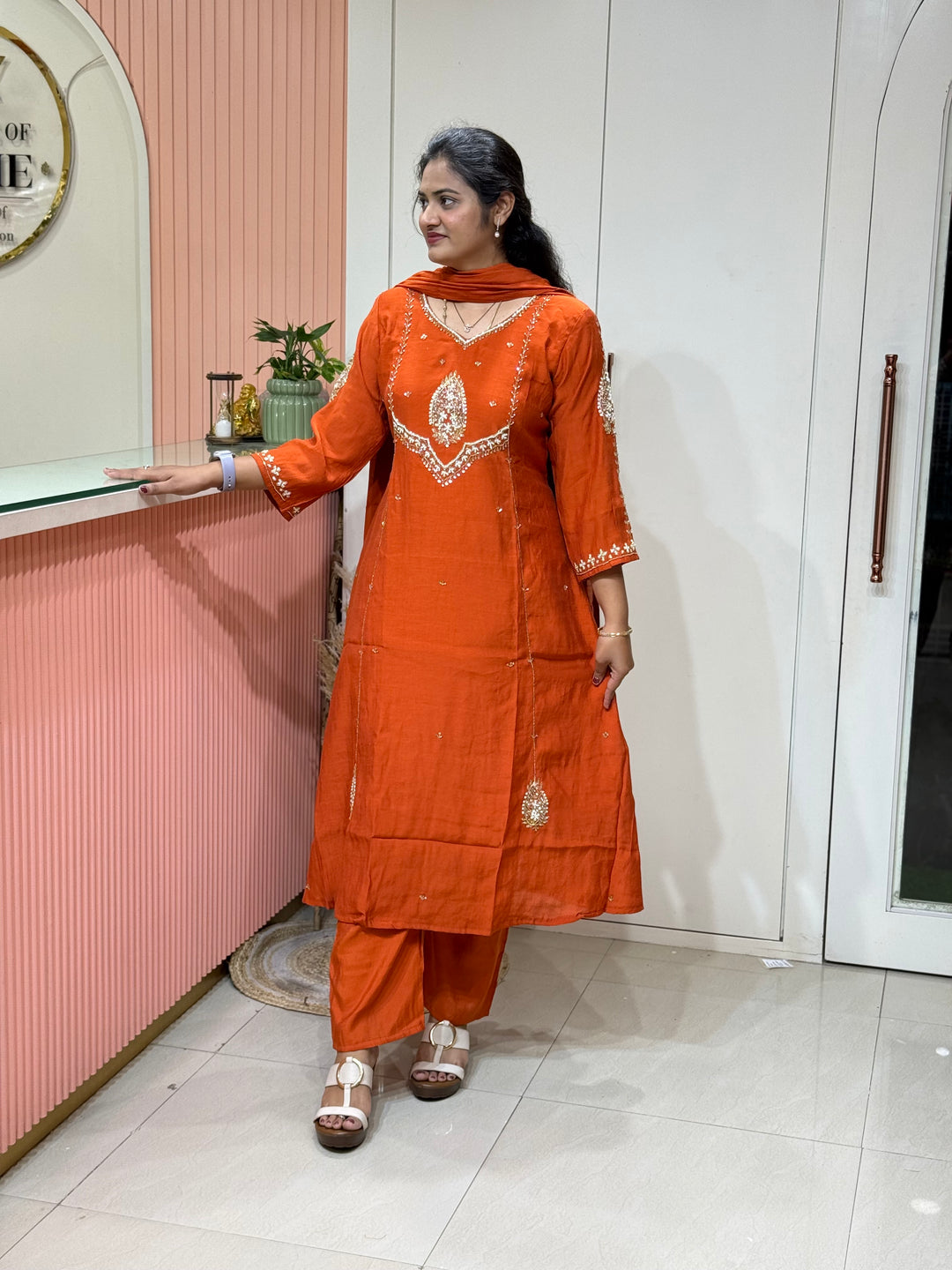 Coral Mul Chanderi with Cut Dana Work | R206