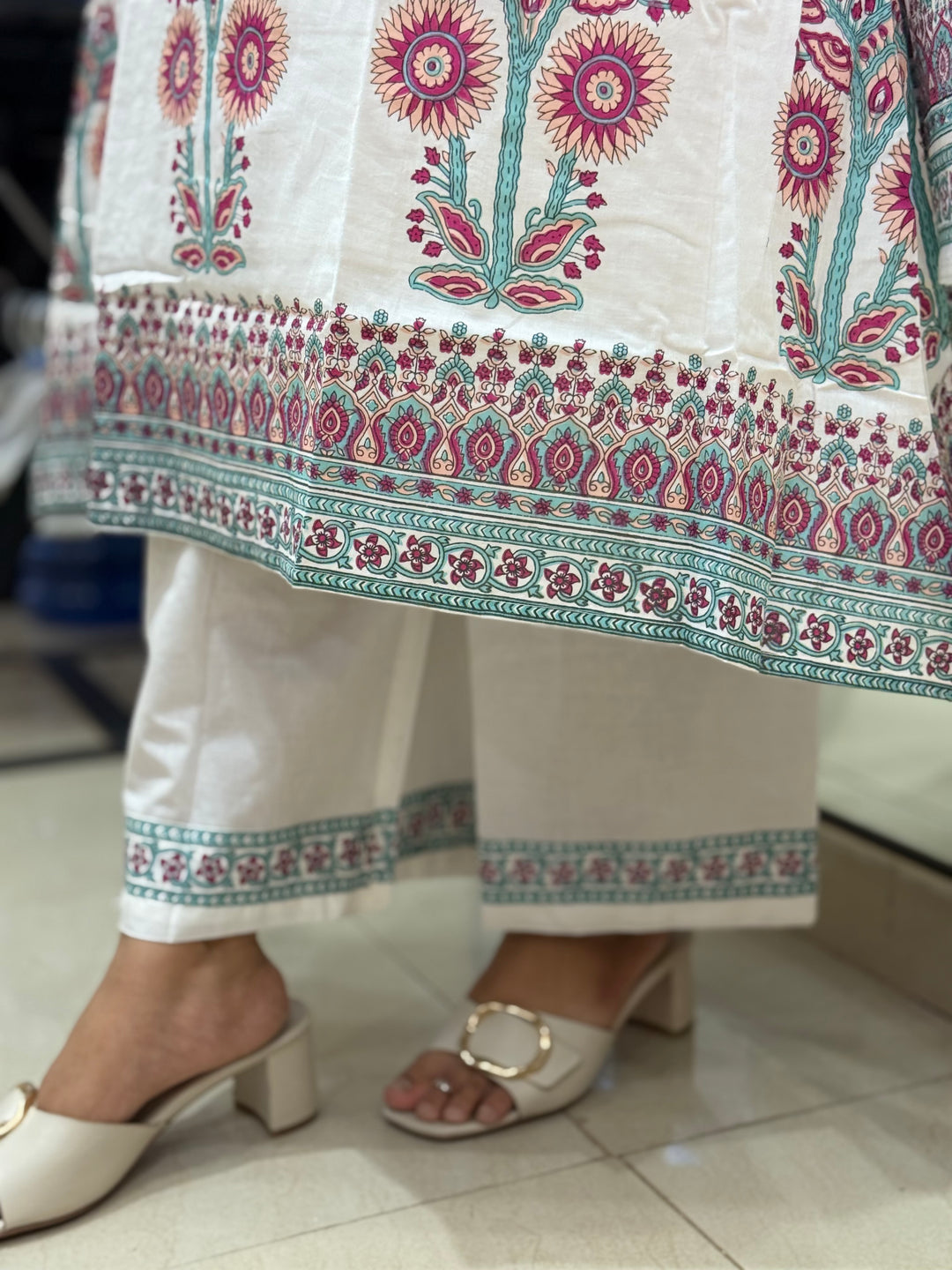 Premium Floral Print A-Line Cotton Set In White | R188