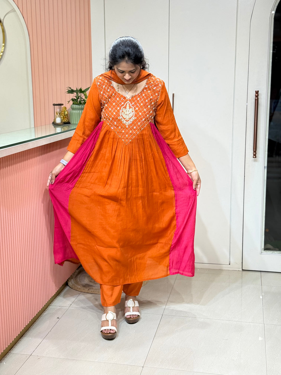 Coral Mul Chanderi with Cut Dana Work | R206