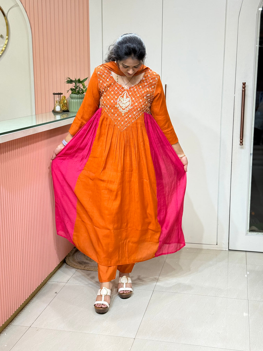 Coral Mul Chanderi with Cut Dana Work | R206