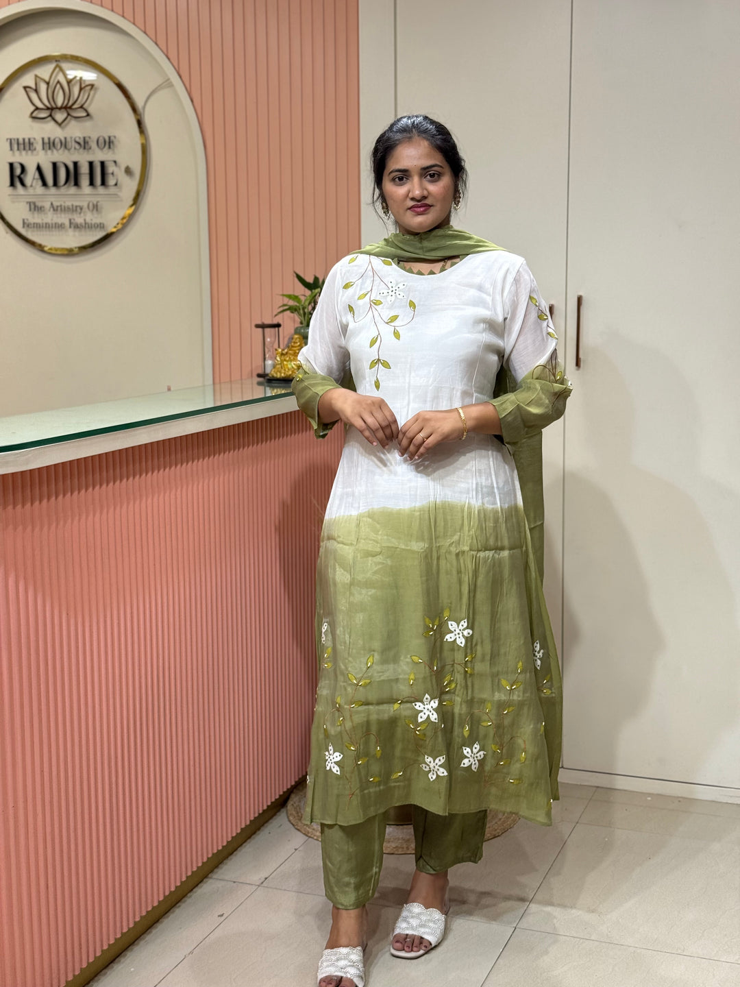 Mul Chanderi collection with Dual Shade | R217
